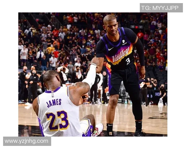 湖人队与热火队激战正酣谁将捧起总冠军奖杯的荣耀之夜 湖人队与热火队激战正酣谁将捧起总冠军奖杯的荣耀之夜